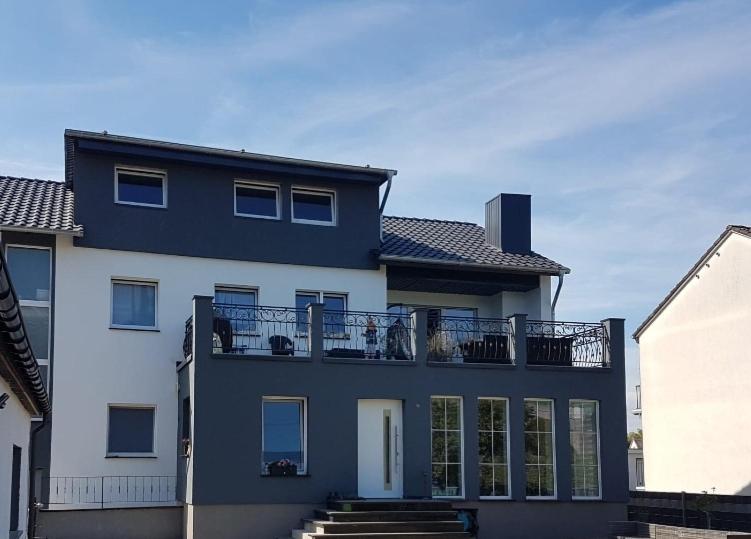 Fewo Mit Terasse Neuwied & Koblenz Extérieur photo